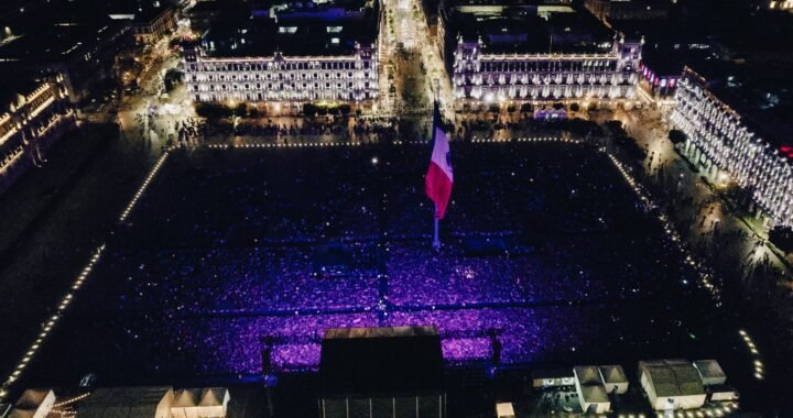 FITO PAEZ CONQUISTA EL ZÓCALO DE CIUDAD DE MÉXICO CON HISTÓRICA PRESENTACIÓN