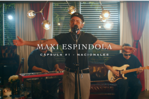 MAXI ESPINDOLACierra su año solista como corresponde,&nbsp;regalándonos más música!