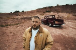 ZEBALLOS ESTRENA “CUANDO ESCRIBÍA ASIMETRÍA”&nbsp;Y MARCA EL COMIENZO DE UNA NUEVA ETAPA