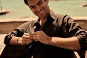 MATTEO BOCELLI LANZA&nbsp;ENAMORARSE&nbsp;– UNA VERSIÓN EXCLUSIVA EN ESPAÑOL DE SU&nbsp;ÁLBUM&nbsp;FALLING IN LOVE