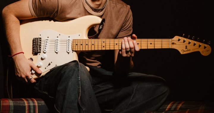 CHICHO: 19 AÑOS Y UN SONIDO INSPIRADO EN OTRA ÉPOCA